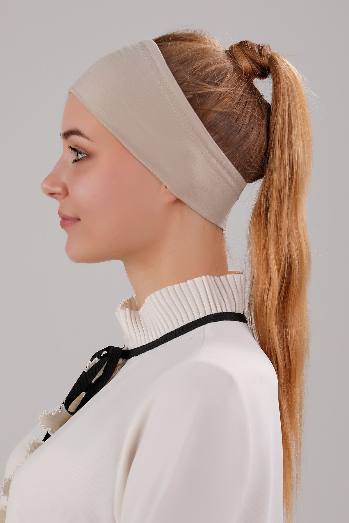 Kadın Tesettür Dikişsiz Silikonlu Kaymaz Bandana Spor Bone