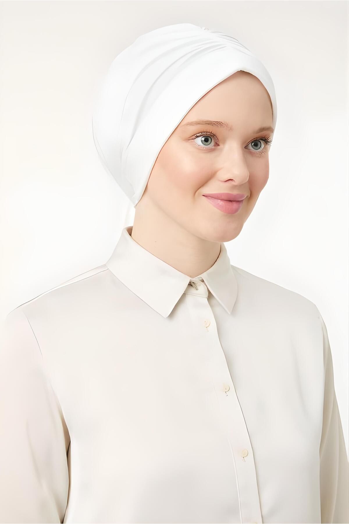 Kadın Tesettür Dubai Arkadan Bağlamalı Bone Şal Ekru