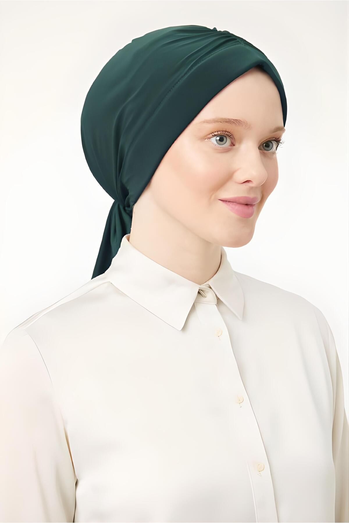 Kadın Tesettür Dubai Arkadan Bağlamalı Bone Şal Zümrüt Yeşili