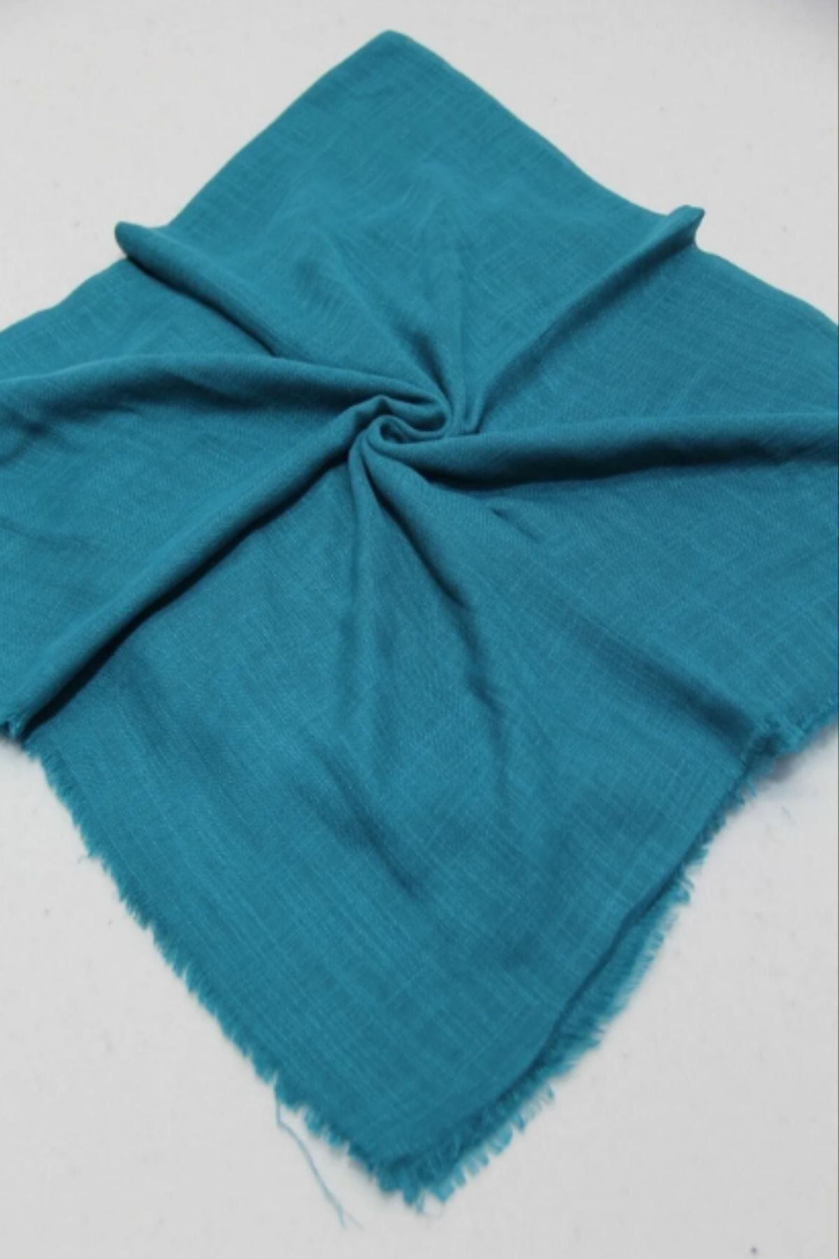 Kadın Tesettür Flamlı Eşarp Düz Flamlı Tülbent Petrol Mavisi - 100 x 100