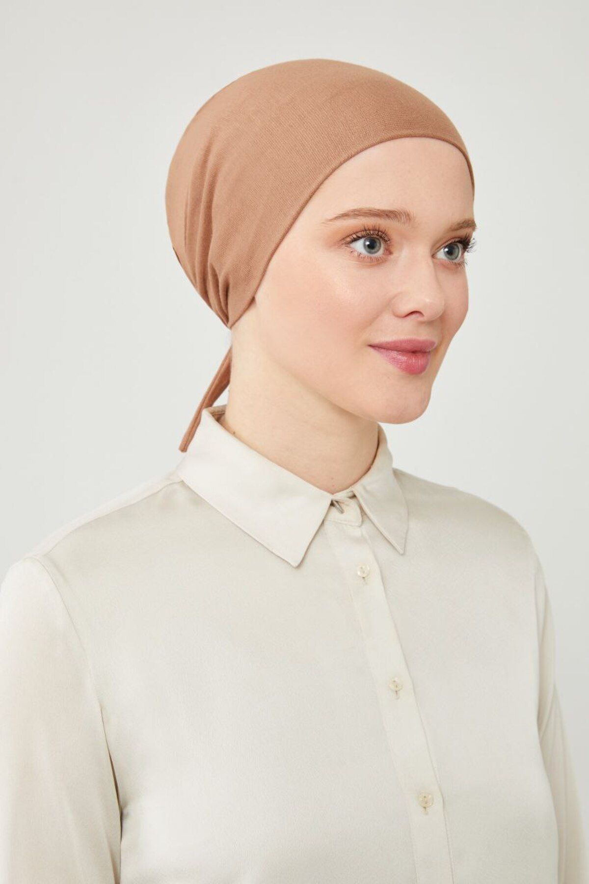 Kadın Tesettür Geniş Hacimli Büyük Kalıp Xl Bone Sütlü Kahve - Standart