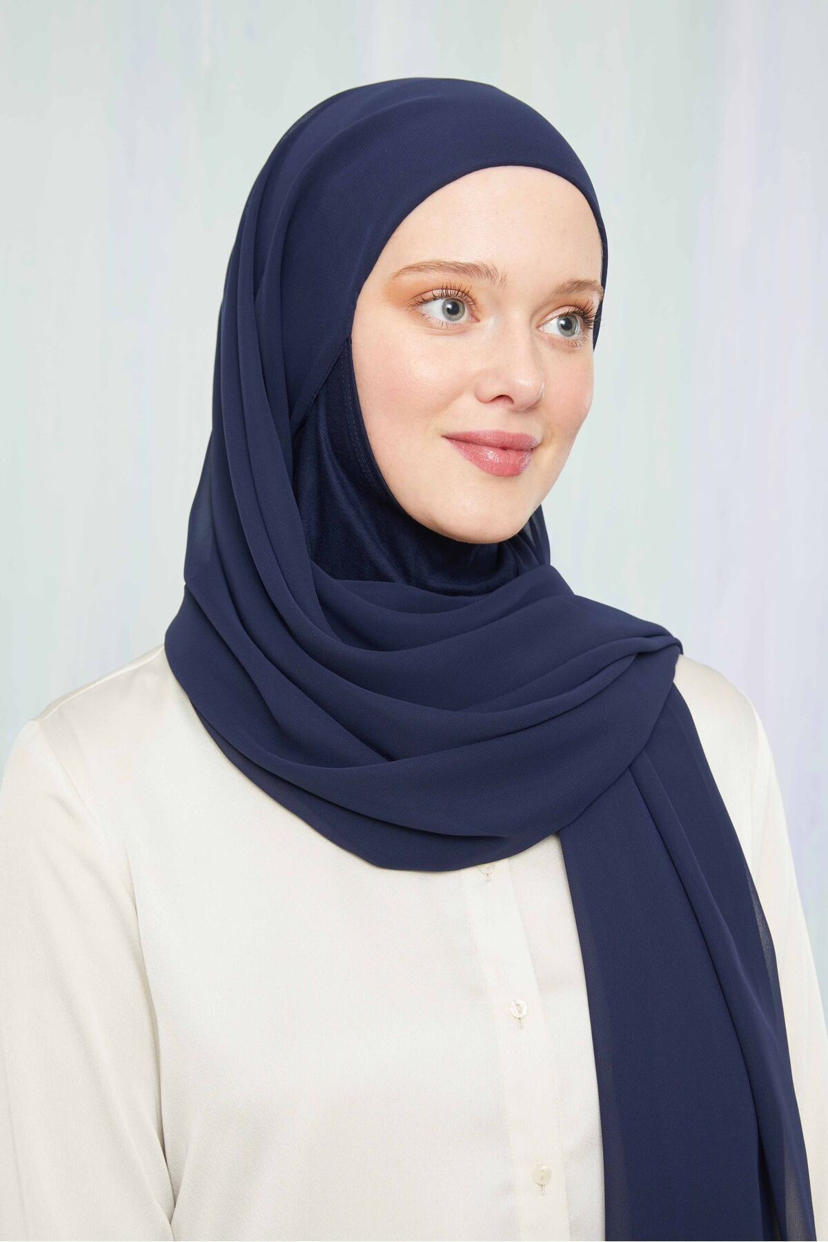 Kadın Tesettür Hijab Boneli Şifon Şal Lacivert - Tek Ebat