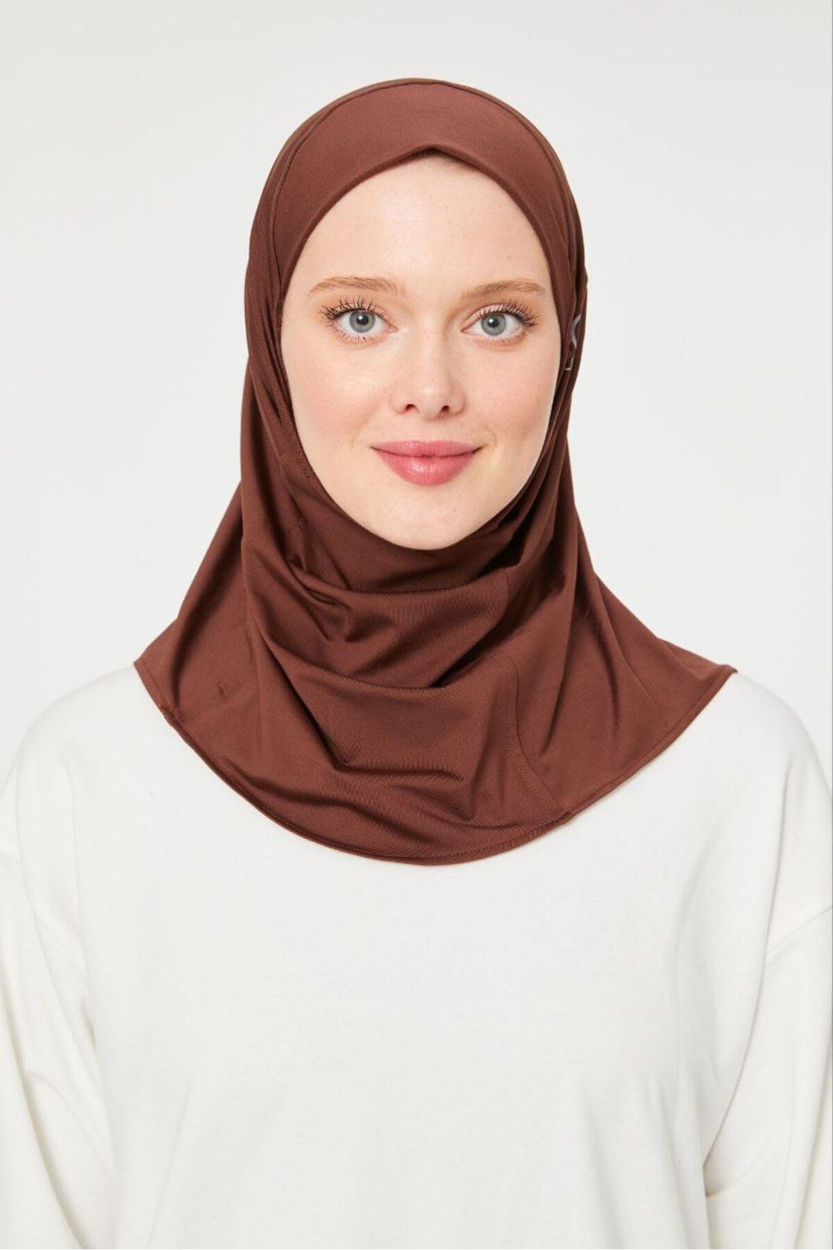 Kadın Tesettür Hijab Spor Bone Kahverengi