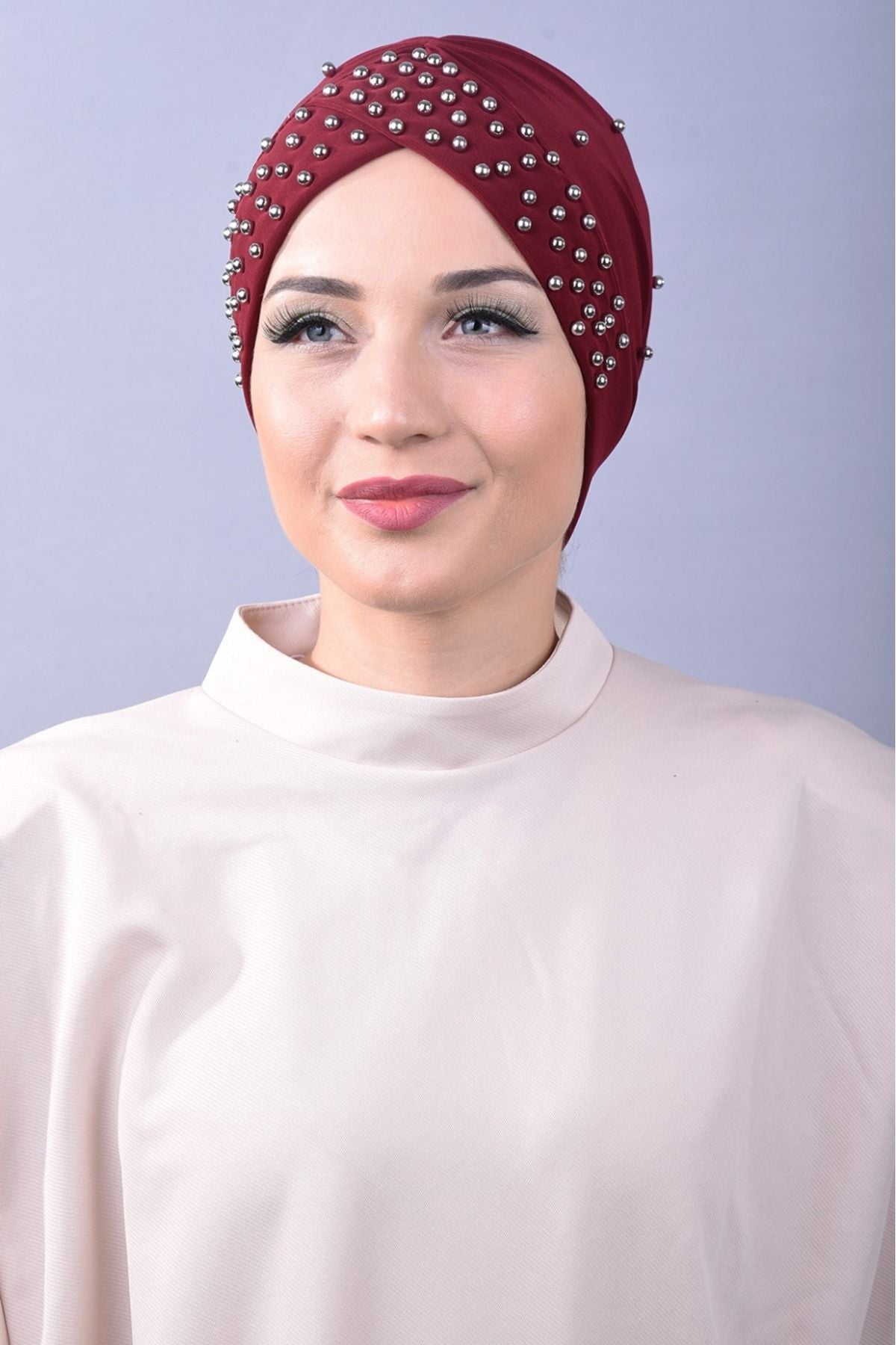 Kadın Tesettür İncili Taşlı Havuz Dış Bone Bordo - Standart