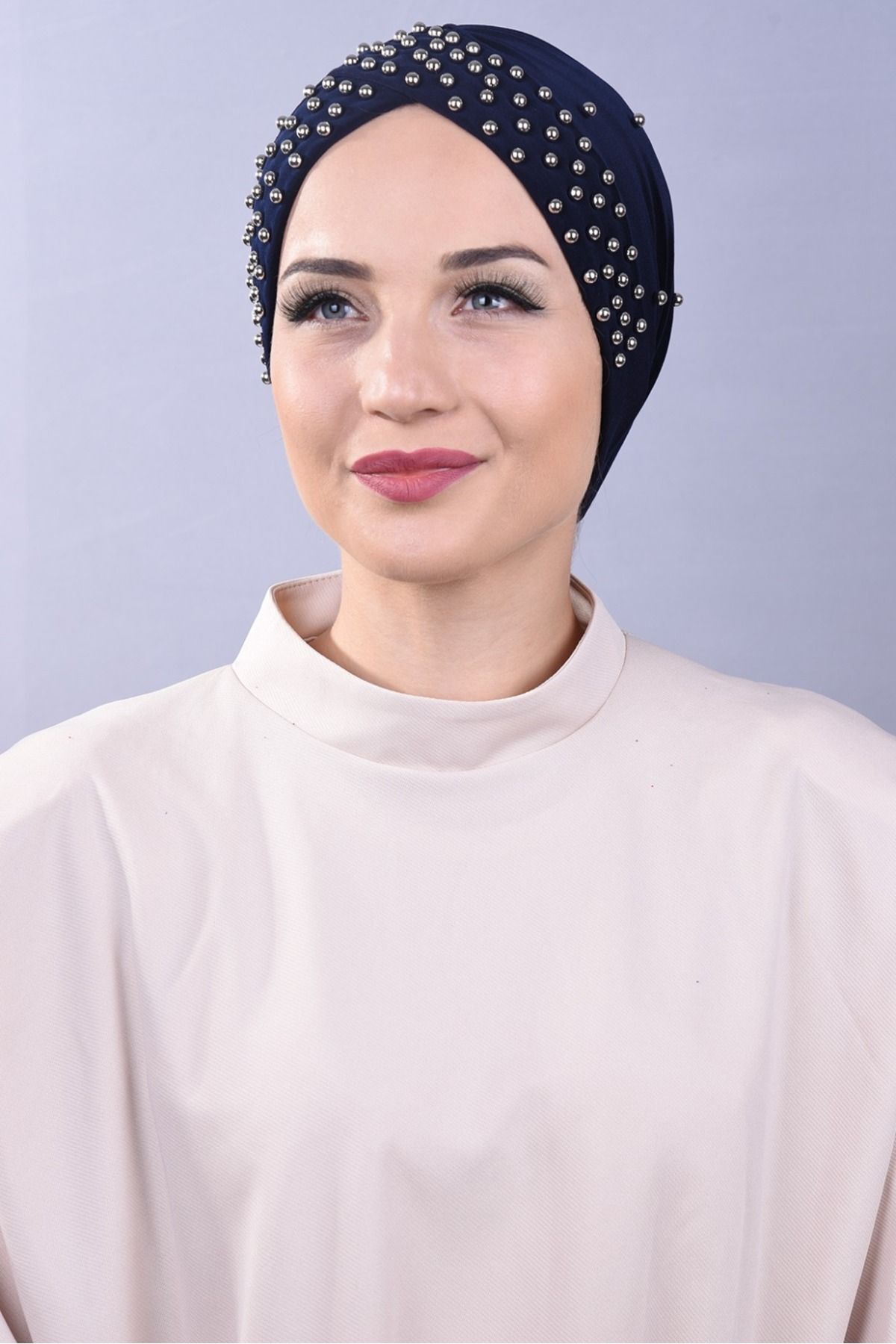 Kadın Tesettür İncili Taşlı Havuz Dış Bone Lacivert - Standart