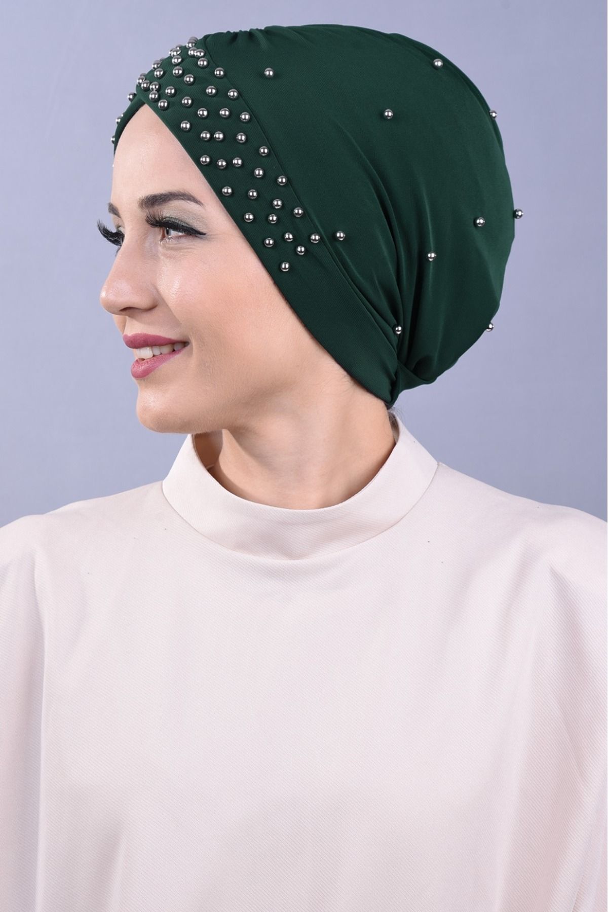 Kadın Tesettür İncili Taşlı Havuz Dış Bone Zümrüt Yeşili - Standart