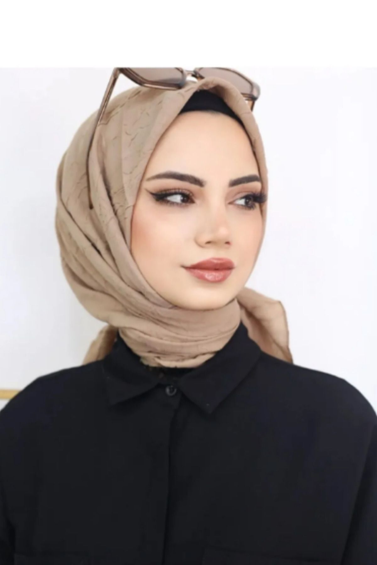 Kadın Tesettür Pratik Bambu Kraş Eşarp Bej - 100 x 100