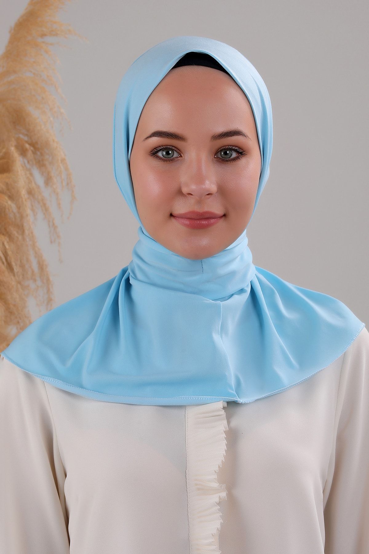 Kadın Tesettür Pratik Çıtçıtlı Sandy Deniz Havuz Uyumlu Fular Hazır Bone Bebe Mavisi - Standart