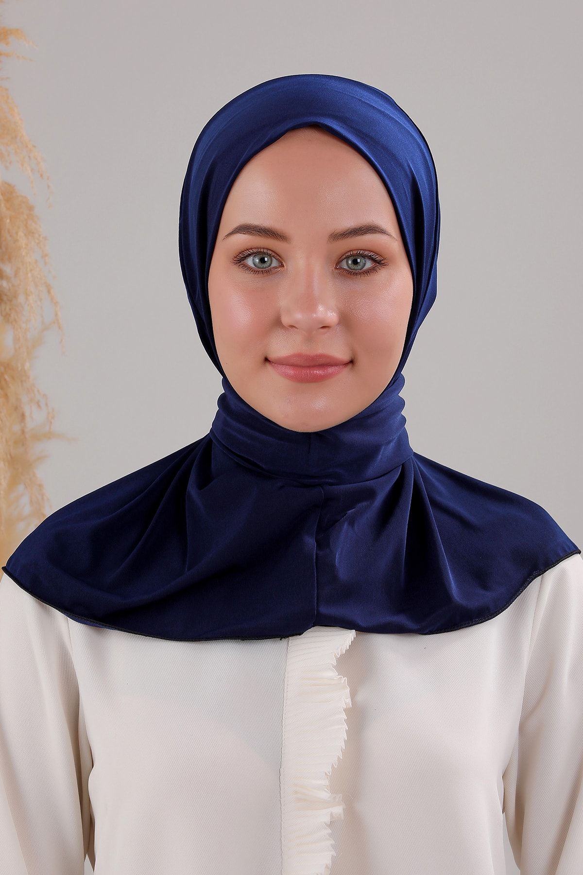 Kadın Tesettür Pratik Çıtçıtlı Sandy Fular Hazır Şal Lacivert