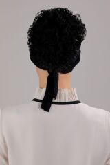 Kadın Tesettür Sihirli Yapışkanlı Kaymayan Fırfırlı Dolgulu Topuz Bone Siyah - Standart