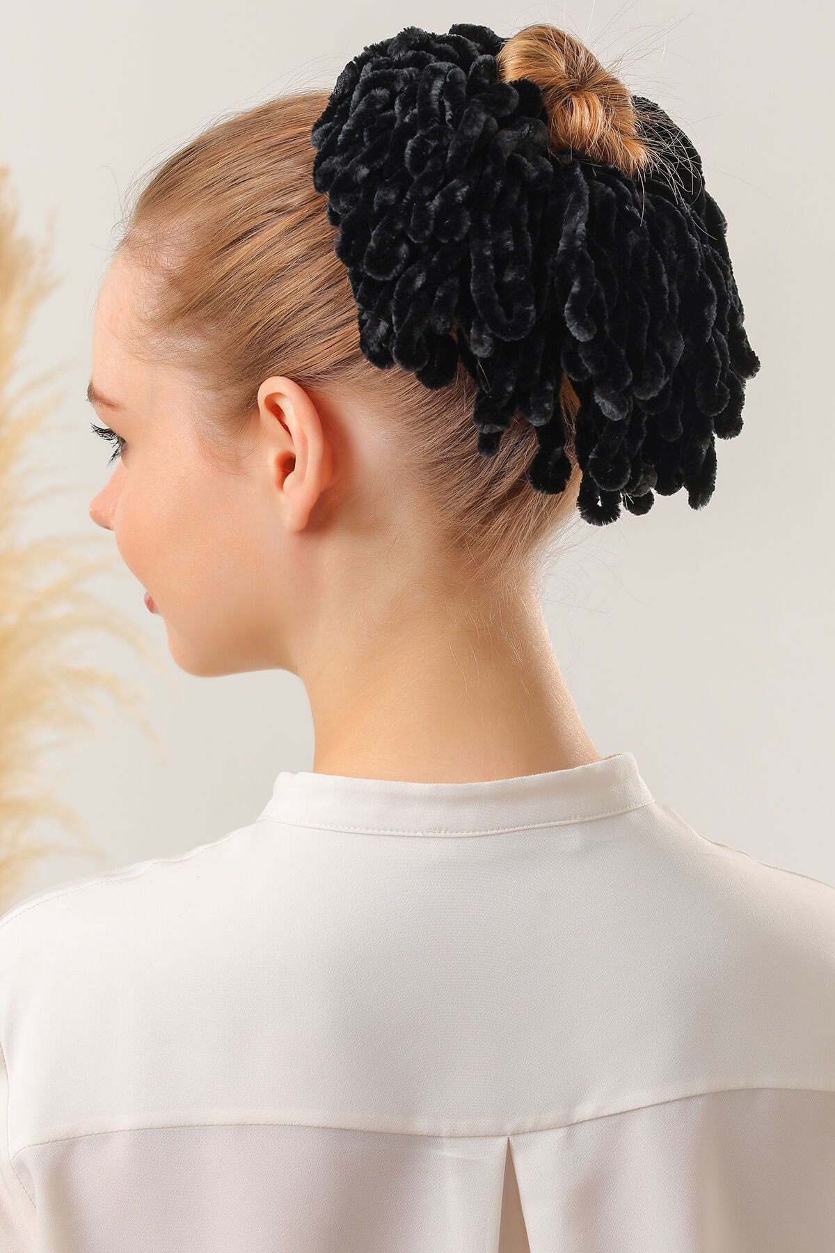 Kadın Tesettür Eşarp Şal Topuz Tokası Eşarp Topuzu Kadife Toka Siyah - Standart