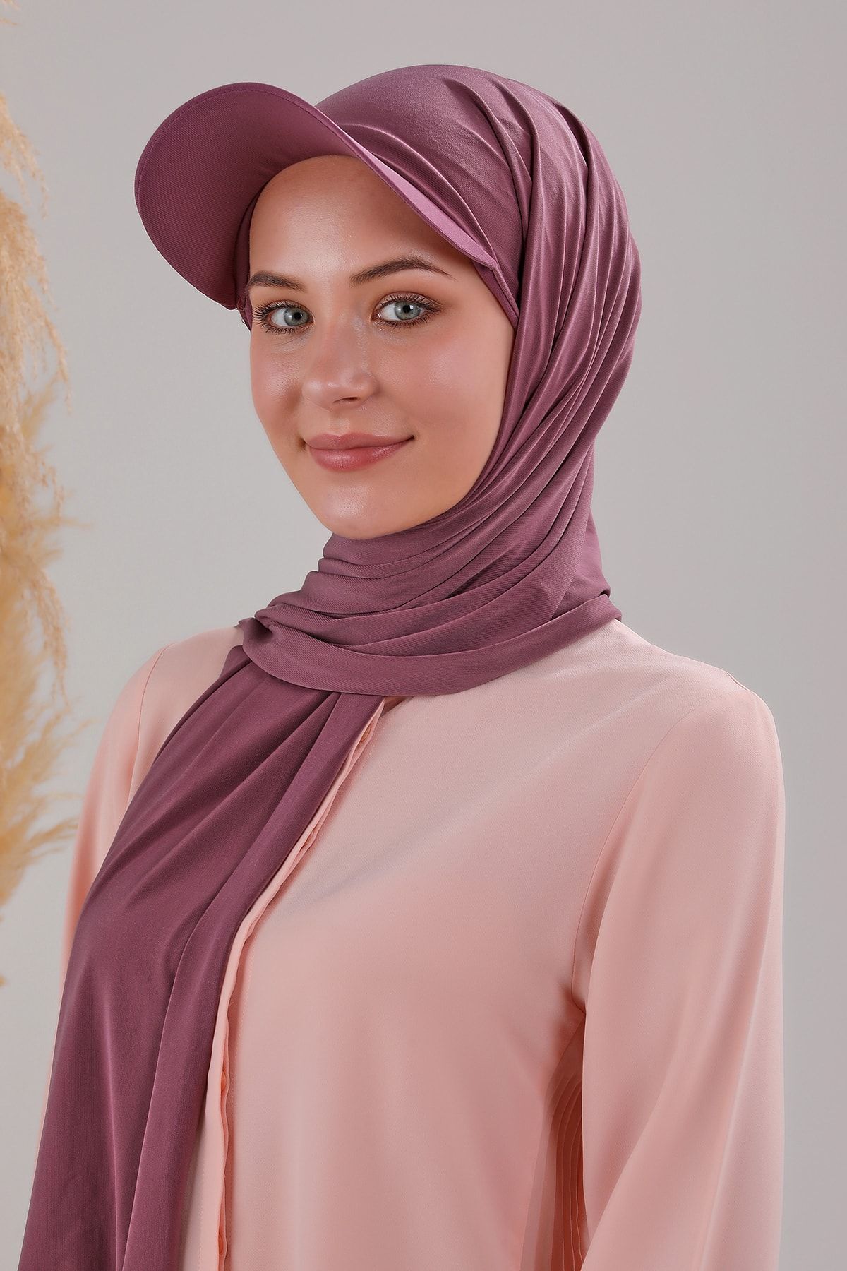 Kadın Tesettür Şapkalı Boneli Hazır Şal Mor
