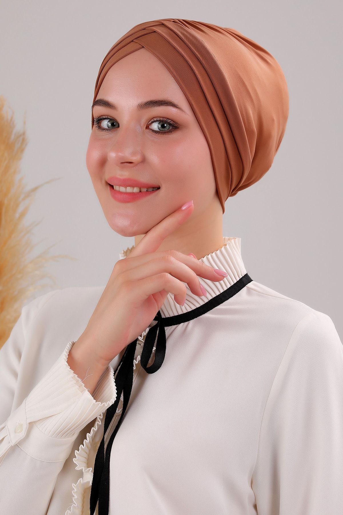 Kadın Üç Bantlı Çapraz Hazır Türban Dış Bone Taba - Standart