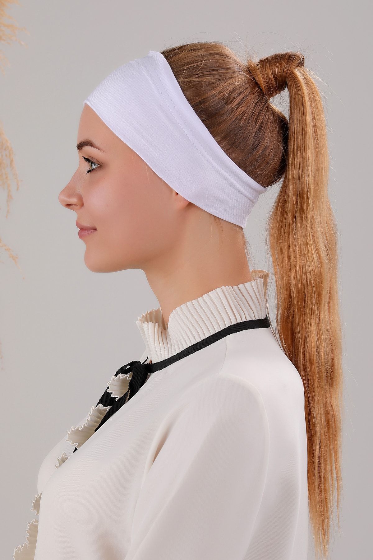 Sihirli Yapışkanlı Kaymayan Bandana Spor Bone Beyaz - Standart