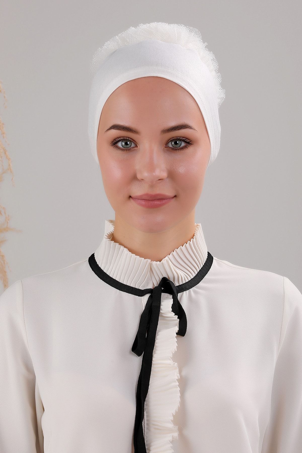 Tesettür Fırfırlı Bone Ekru - Standart
