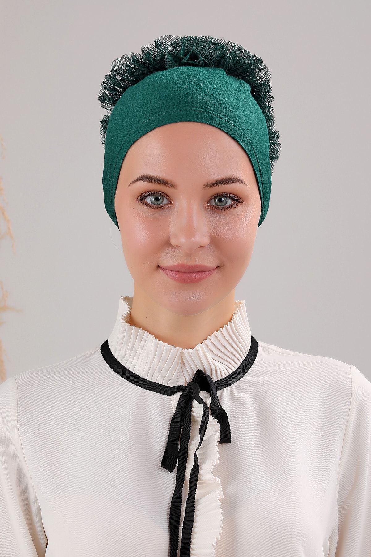 Tesettür Fırfırlı Bone Zümrüt Yeşili - Standart